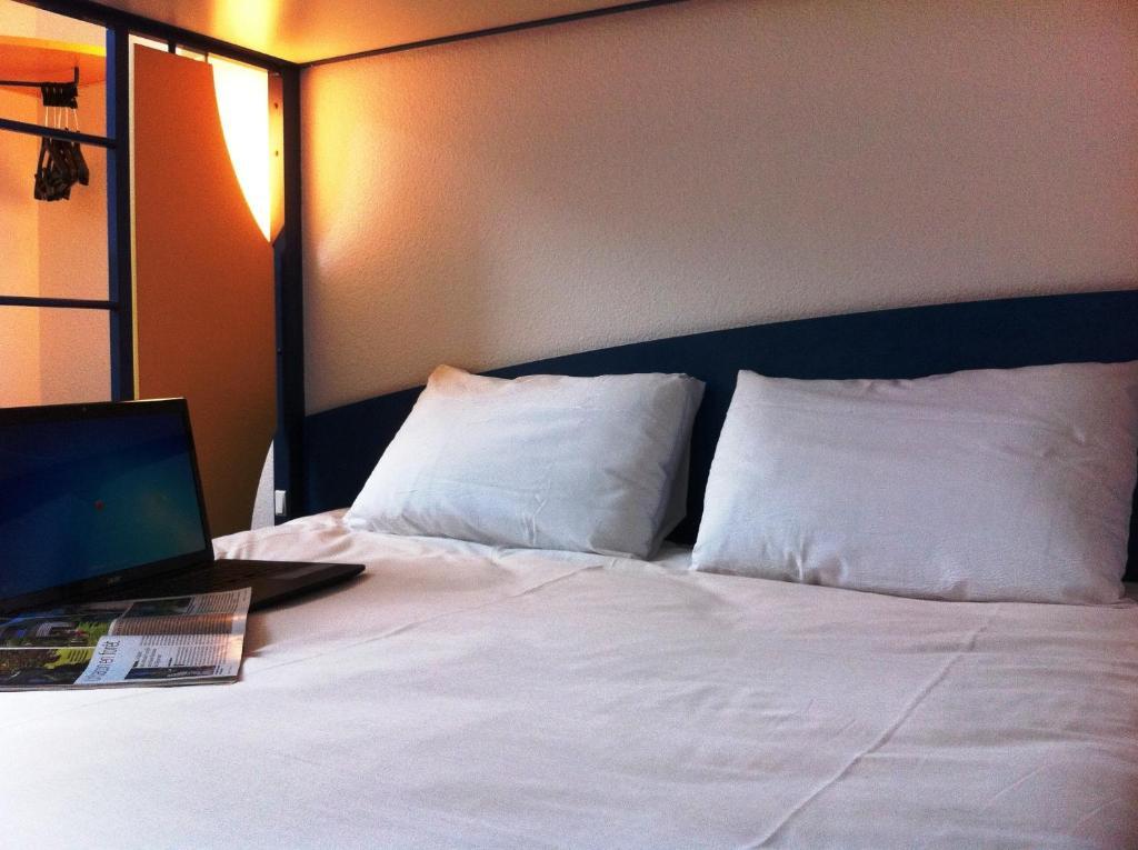 Ibis Budget Saint Jean De Maurienne Sainte-Marie-de-Cuines Стая снимка